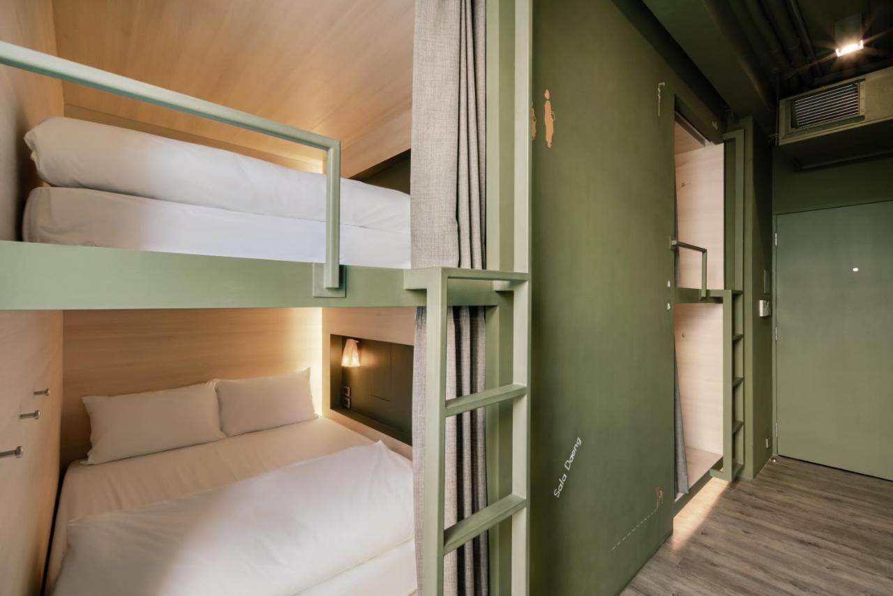 Speck Bangkok Hostel Bagian luar foto