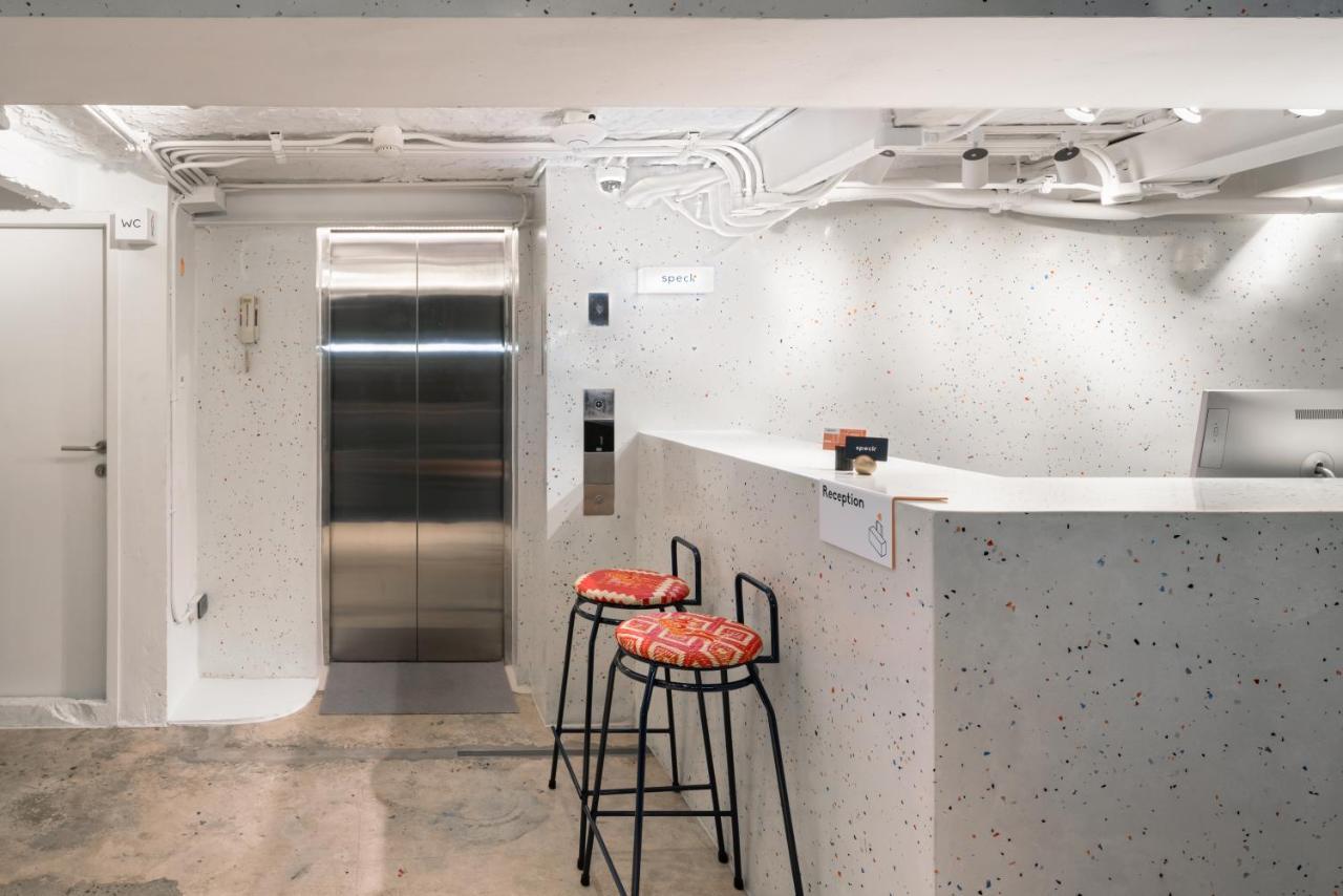 Speck Bangkok Hostel Bagian luar foto